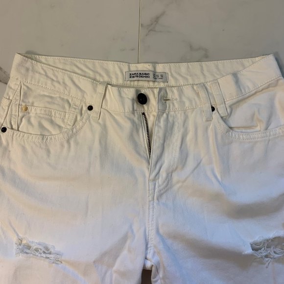 ZARA - WHITE STRAIGHT LEG JEAN (DISTRESSED) - Size US 4 - Picture 5 of 5